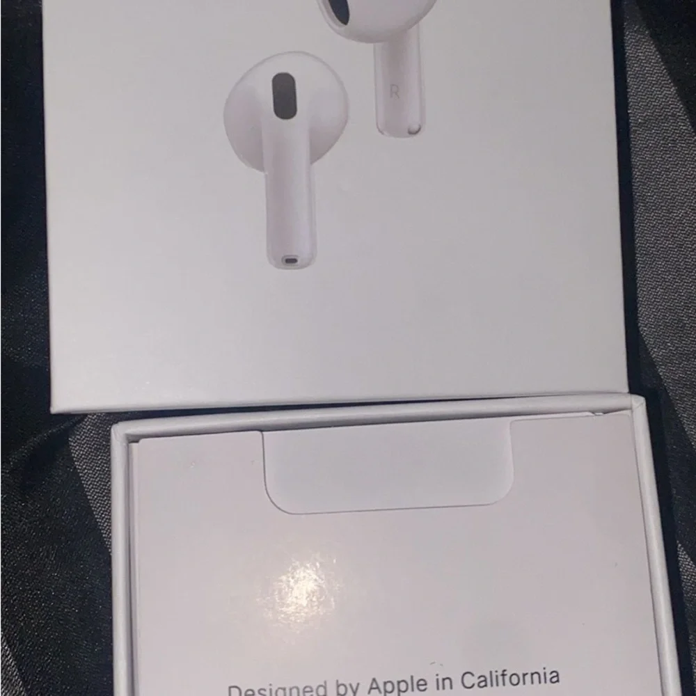 AirPods 4 with Active Noise Cancellation